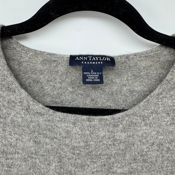 ANN TAYLOR 100% Cashmere Gray Sleeveless Sweater Top Womens sz L - Picture 3 of 5